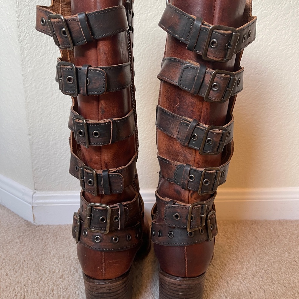DERBY Freebird by Steven Cognac and Dark Brown Heeled Boots EUC with Box - Picture 6 of 11